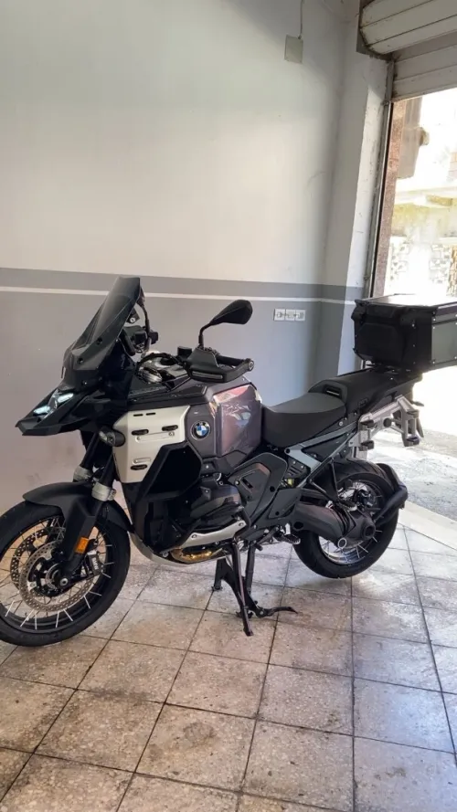 BMW Gs1300 adventure 2025