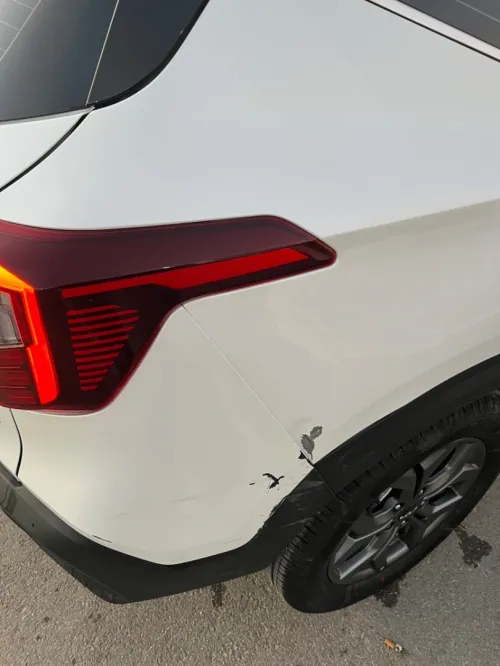 Kia Seltos 2025 Luxury black roof