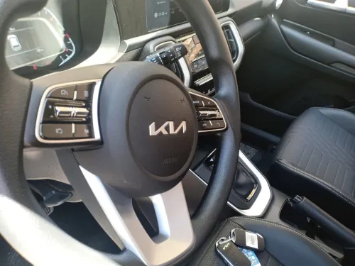 Kia Sonet  2025 Confort
