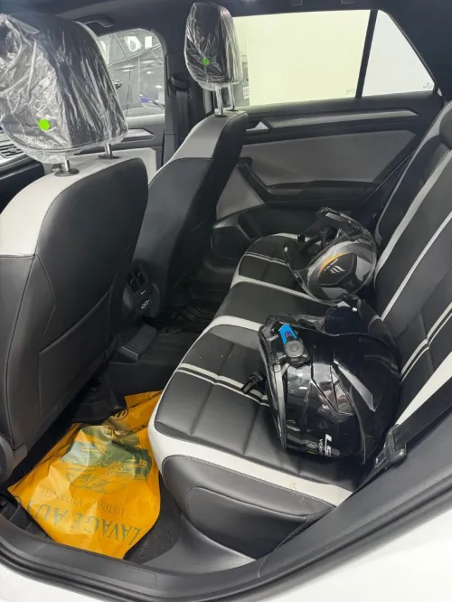 Volkswagen T-Roc 2025 R-Line 