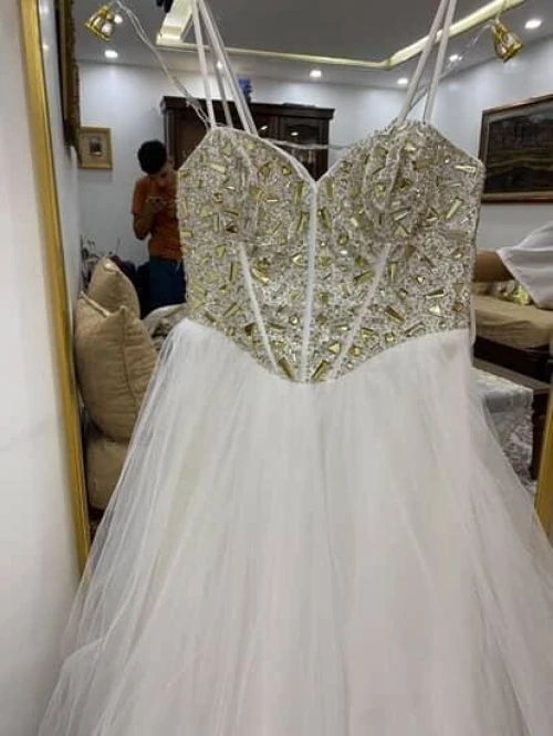 Robe blanche corset caba