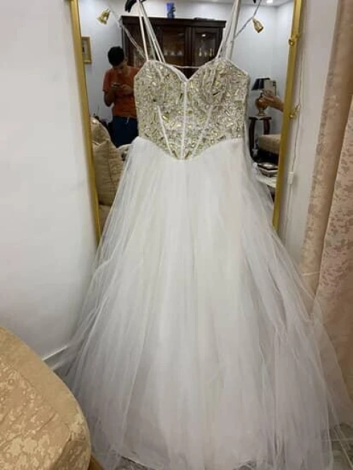 Robe blanche corset caba