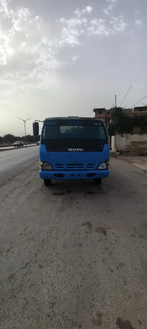 Isuzu Npr71 Faracha 2008