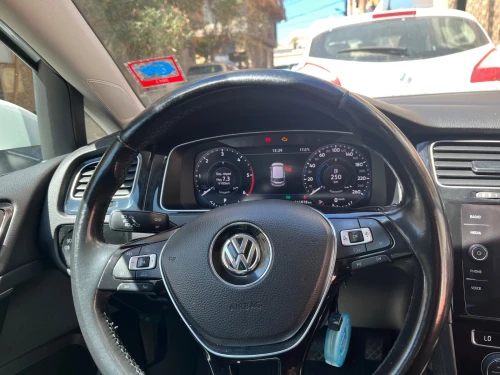 Volkswagen Golf 7 2018 Carat