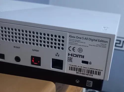 xbox one s 1to tres bon état 