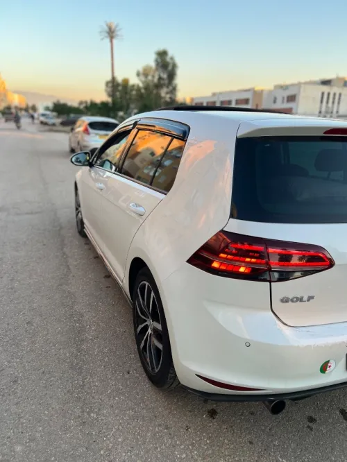 Volkswagen Golf 7 2015 Bleumotion