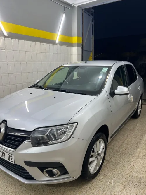 Renault Symbol 2018 Collection