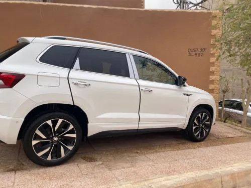 Skoda Karoq 2025 Full options