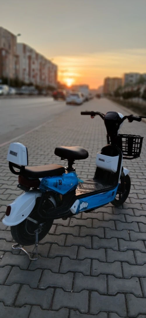 دراجة كهربائية Gigen Sk8 