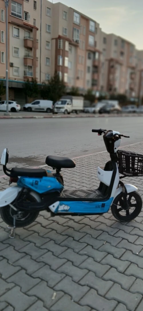 دراجة كهربائية Gigen Sk8 