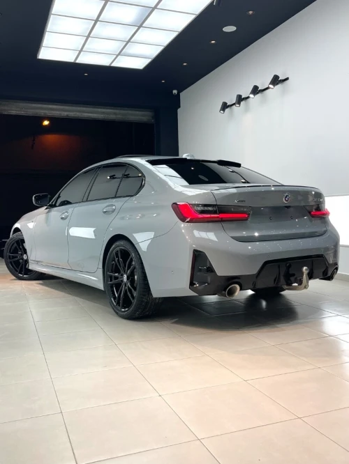 BMW Série 3 2024 M performance