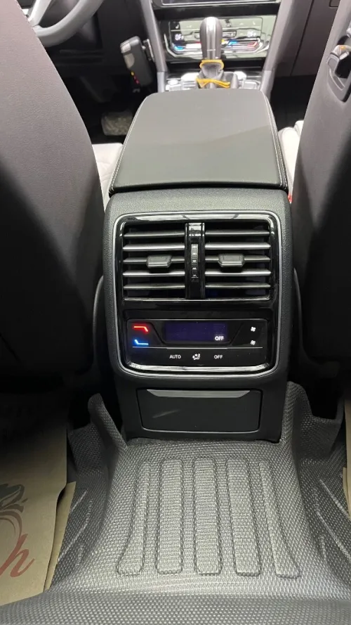 Volkswagen Passat 2025 R Line