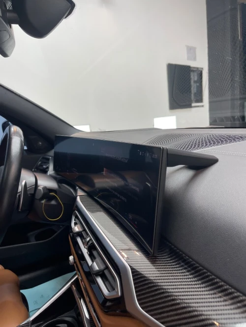 BMW Série 3 2024 M performance
