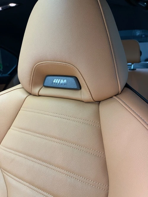 BMW Série 3 2024 M performance