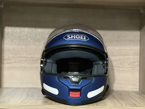 Casque shoei tai M plus blutoot cardou +baf Jbl