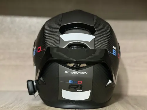 Casque scorpion carbon tai S yalbs M plus blutout cardou +baf jbl