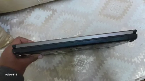 Fujitsu lifebook E736