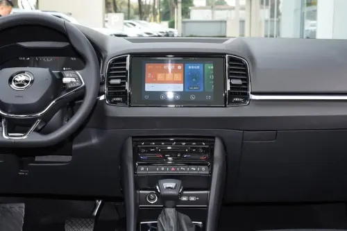 Skoda KAROQ 2025 Luxury