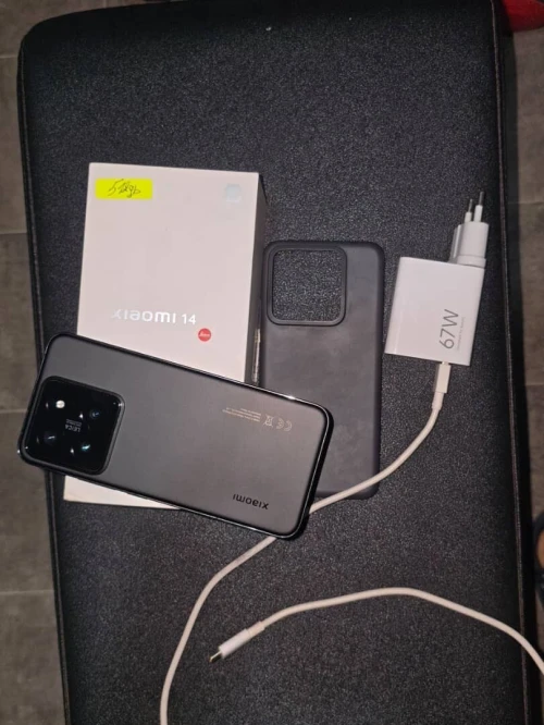 Xiaomi 14 global 