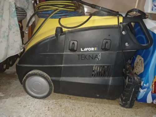 Nettoyeur LAVOR TEKNA