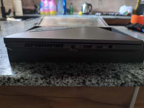 ASUS ROG Zephyrus G14 Ryzen 9 / RTX 3050 Ti / 40 Go RAM / SSD 1 To