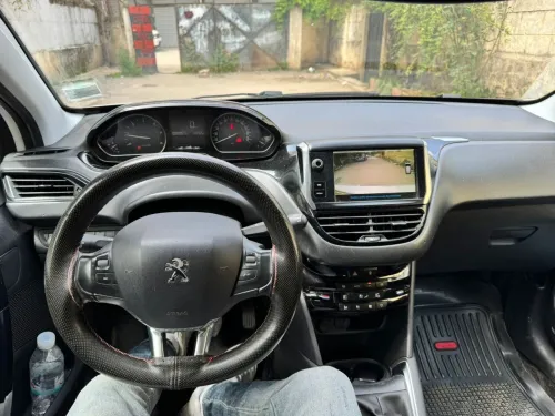 Peugeot 208 2019 Allure