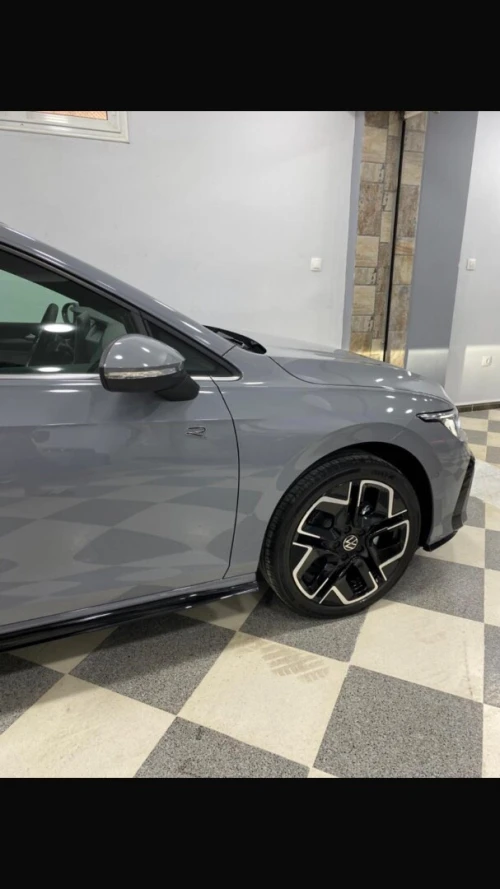 Volkswagen Golf 8 2025 Pro R-line