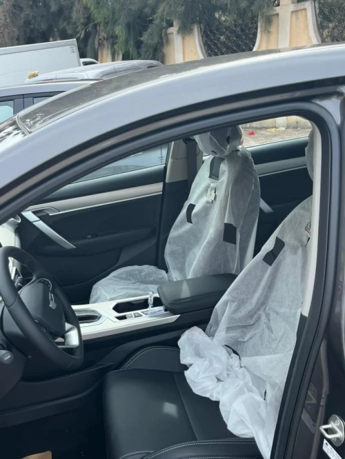 Geely Coolray 2025 