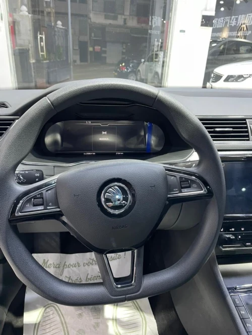 Skoda superbe 2025 