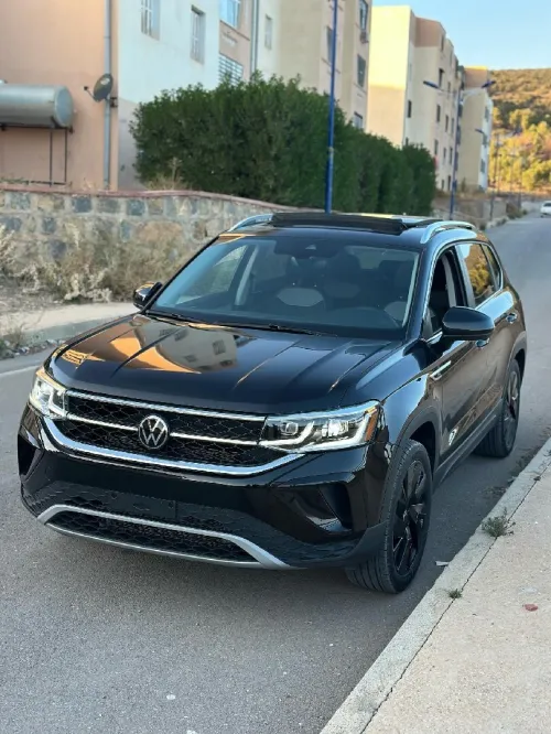 Volkswagen Taos 2024 SE Black 