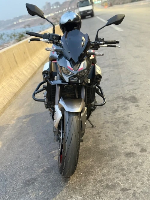 Kawazaki Z900 2025 Z900