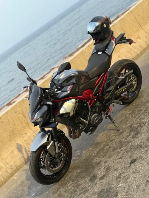 Kawazaki Z900 2025 Z900