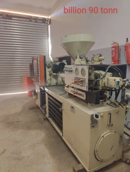 3 machine injection plastique billion 