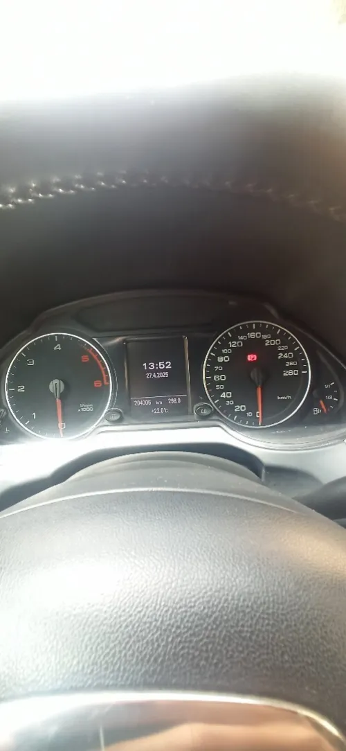 Audi Q5 2012 Off Road