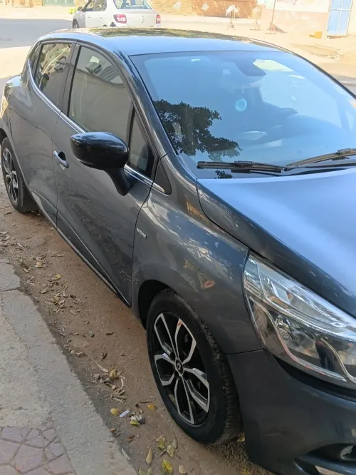 Renault Clio 4 2019 Limited 2