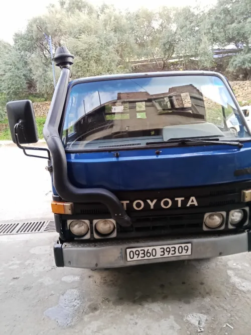 Toyota DYNA - FOURGON 1993