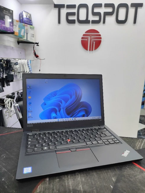Thinkpad L390 i3 8em ram8gb ssd256