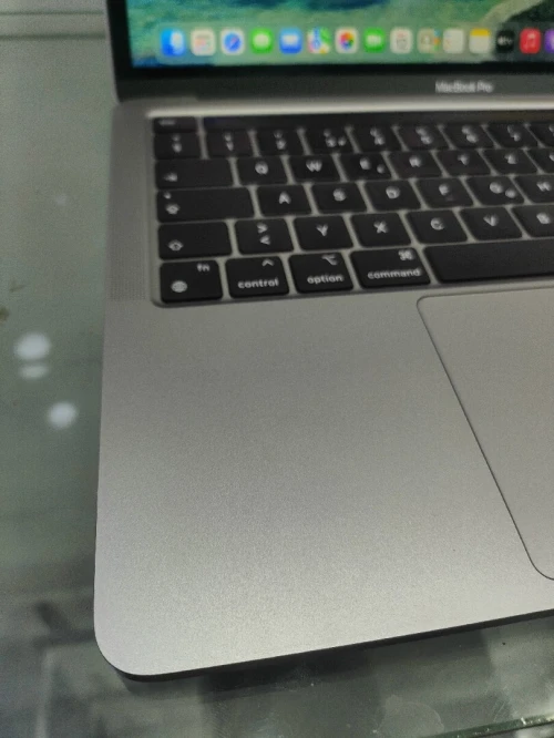 MacBook pro 2022 m2 ram16gb 1tb cycle 127