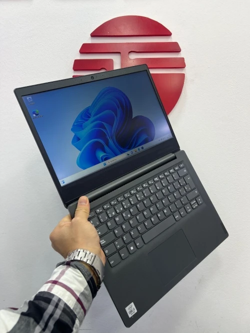 LENOVO V14 i3 10em RAM 8gb NVME 256gb INTEL UHD