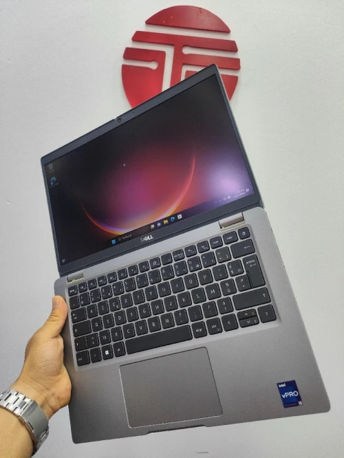 DELL LATITUDE 5330 i5 12em vpro ram 16gb nvme 256 iris xe