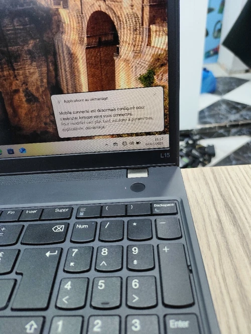 Thinkpad t15 gen4 ryzen 5pro 7530 16gb ssd512
