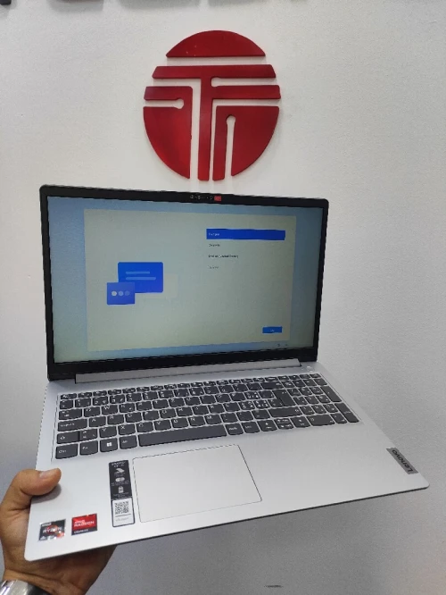 Lenovo ideapad 1 ryzen 3 series 7000 ram8gb ssd512 radeon graphique 
