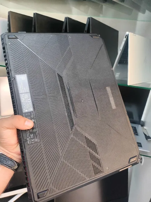 ASUS TUF GAMING ryzen7 3750h GTX 1650