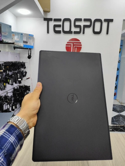 DELL VOSTRO 3520 I5 11EM 16GB SSD256