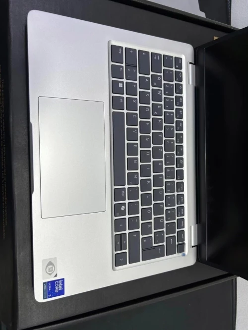 DELL PRO 13 2025 TACTILE ULTRA 5 vpro 235u ram 8gb ddr5 nvme gen4 256gb intel graphique jamais utilise