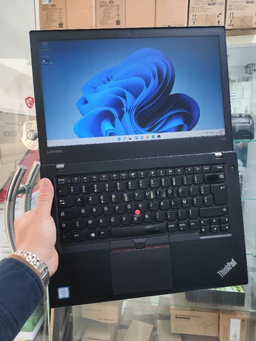 Thinkpad t470 i5 6em 8gb ssd256