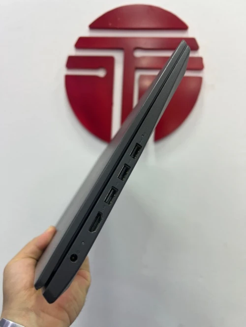 LENOVO V14 i3 10em RAM 8gb NVME 256gb INTEL UHD