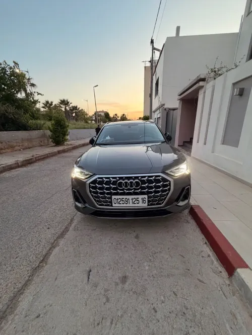 Audi Q3 2025 S-line