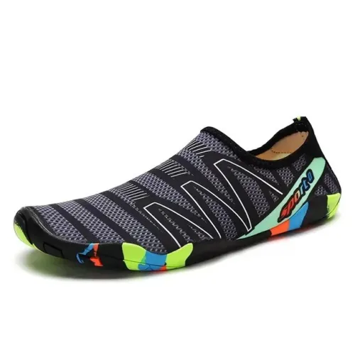 Aqua shoes حذاء البحر