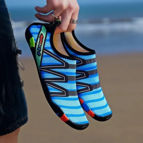 Aqua shoes حذاء البحر